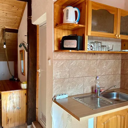 Appartement Old Town - 5 Attic Sozopol